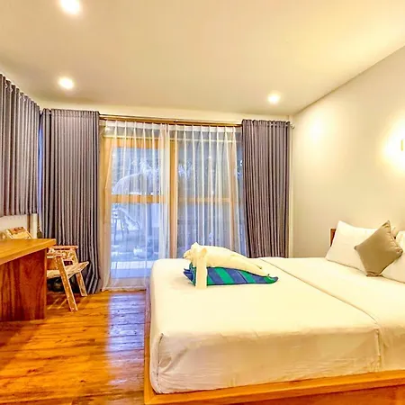 Serene Beach Villa Gili Trawangan Exterior photo